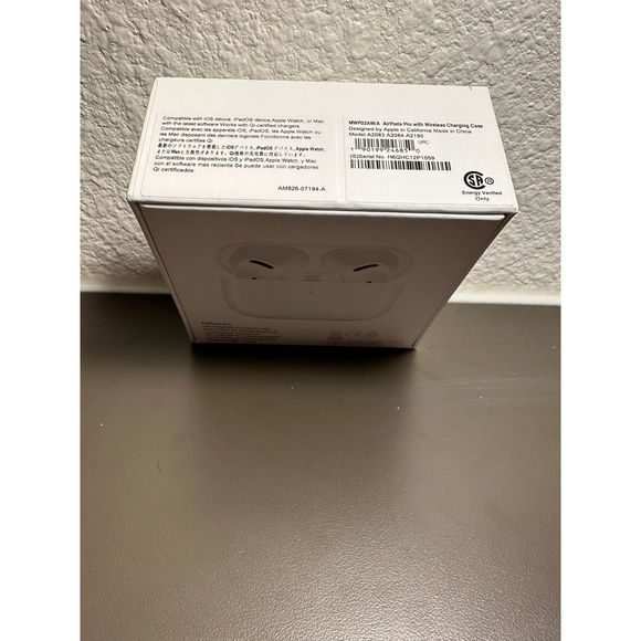 AirPods Pro - Picture 2 of 10